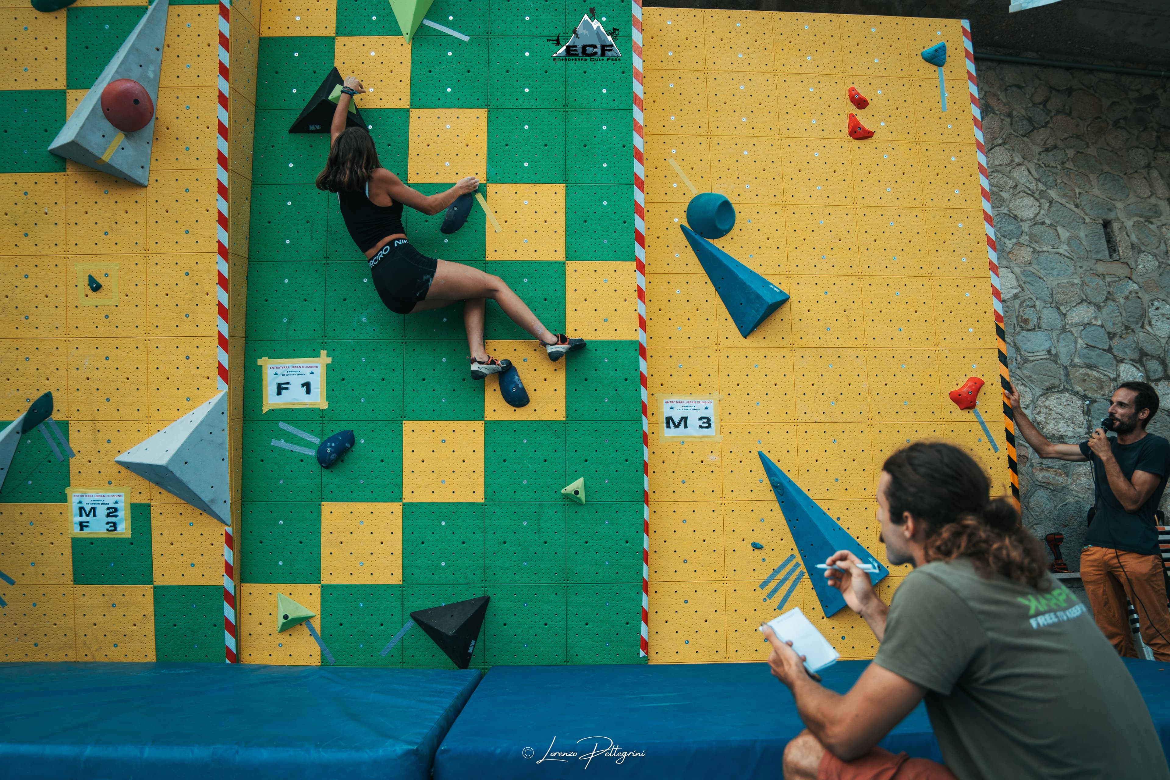 Street Boulder Contest